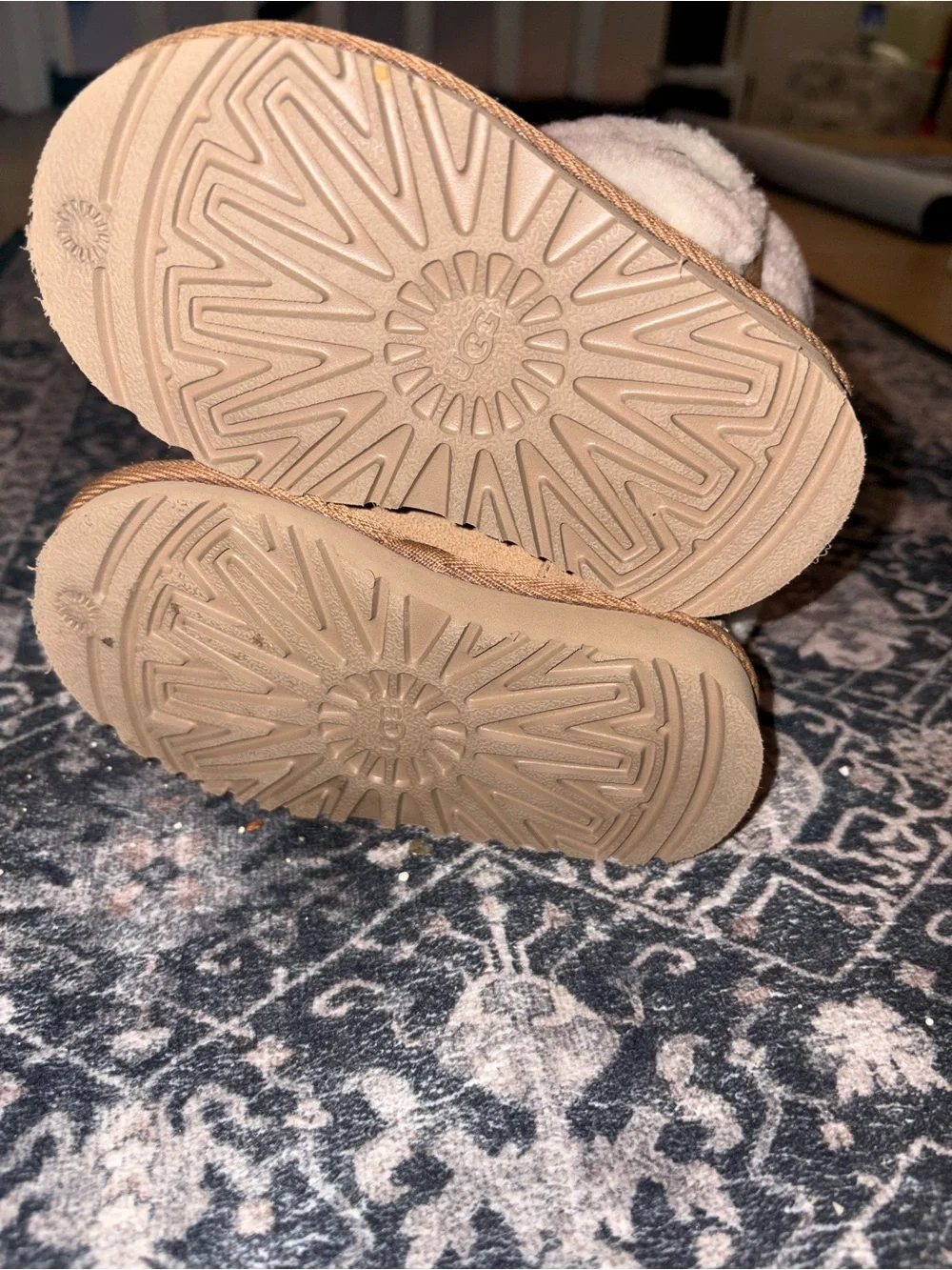 UGG Toddler Jona Luxury boots